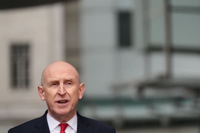 Ministers will meet Swinney on US military use of Prestwick Airport, says Healey